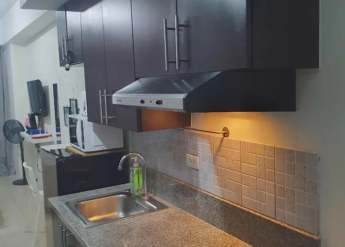 Aparthotel Doc Odette Staycation Manila